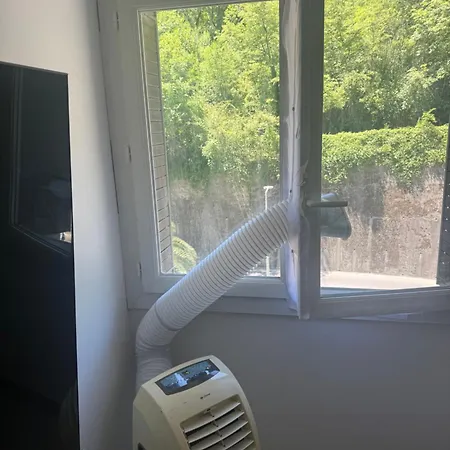 Apparently 2 Bedrooms Διαμέρισμα *