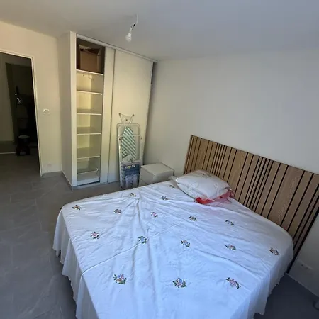 Apparently 2 Bedrooms شقة *